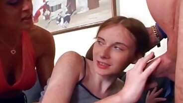 BRAZZERS: PornHD에서 Blondie Fesser의 음부에 인접