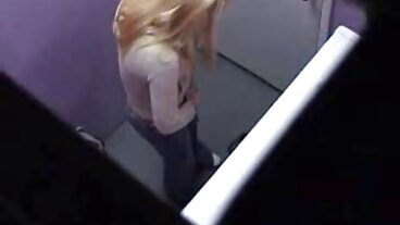 StepPOV: Lana Bunny 십대 이복 누이는 PornHD에서 당신의 거시기를 쾌락하기 위해 뇌물을 받았습니다.