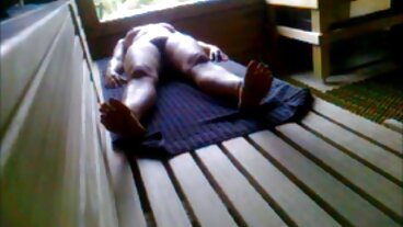 지배적 인 빨간 머리 아내 cuckolds hubby!