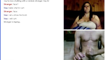ANAL4K: PornHD의 Kiki Klout 내부에 수많은 항문 떨어지는 Creampies